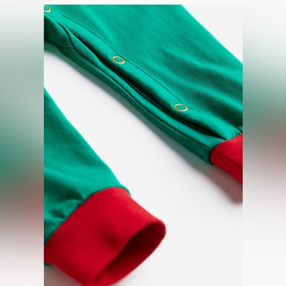 Elf pajamas - Picture 2 of 4